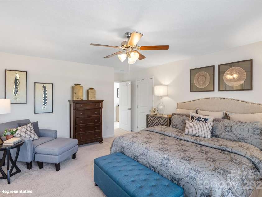 818 Candy Drive, Statesville, NC 28677.  MLS# CAR4279115, YatesRealty ID 24487. 