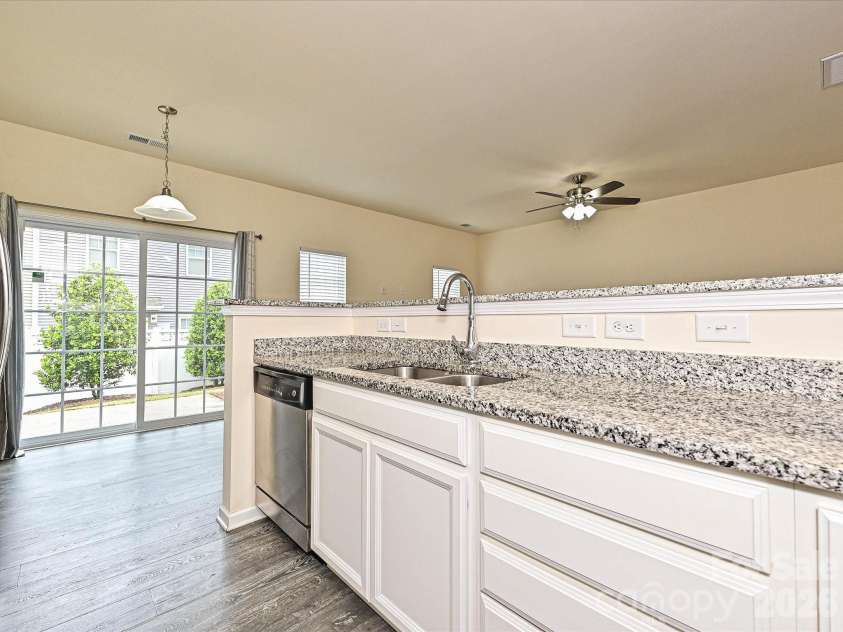 4629 Quinton Lane, Charlotte, NC 28269.  MLS# CAR4370168, YatesRealty ID 24488. 