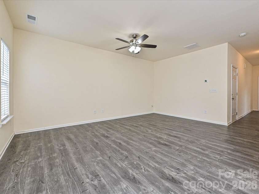 4629 Quinton Lane, Charlotte, NC 28269.  MLS# CAR4370168, YatesRealty ID 24488. 