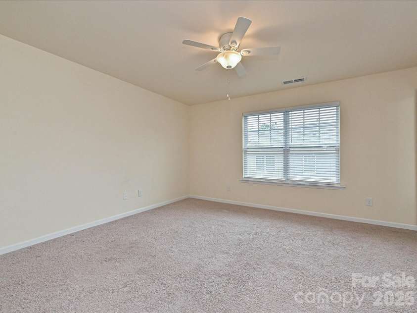 4629 Quinton Lane, Charlotte, NC 28269.  MLS# CAR4370168, YatesRealty ID 24488. 