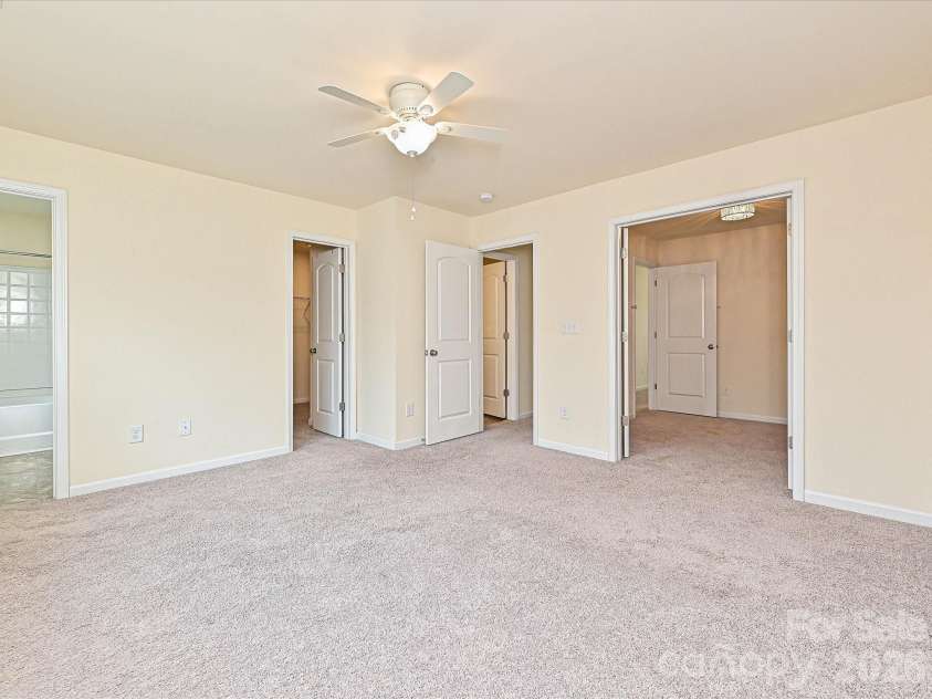 4629 Quinton Lane, Charlotte, NC 28269.  MLS# CAR4370168, YatesRealty ID 24488. 