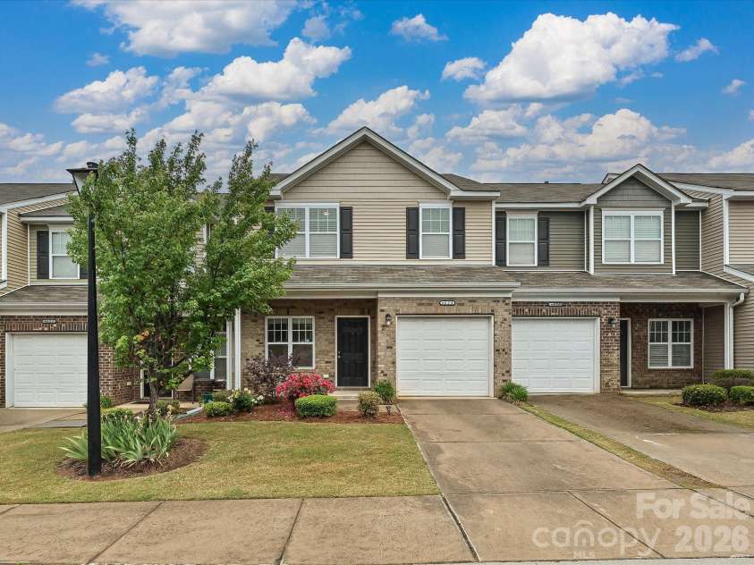 4629 Quinton Lane, Charlotte, NC 28269.  MLS# CAR4370168, YatesRealty ID 24488. 