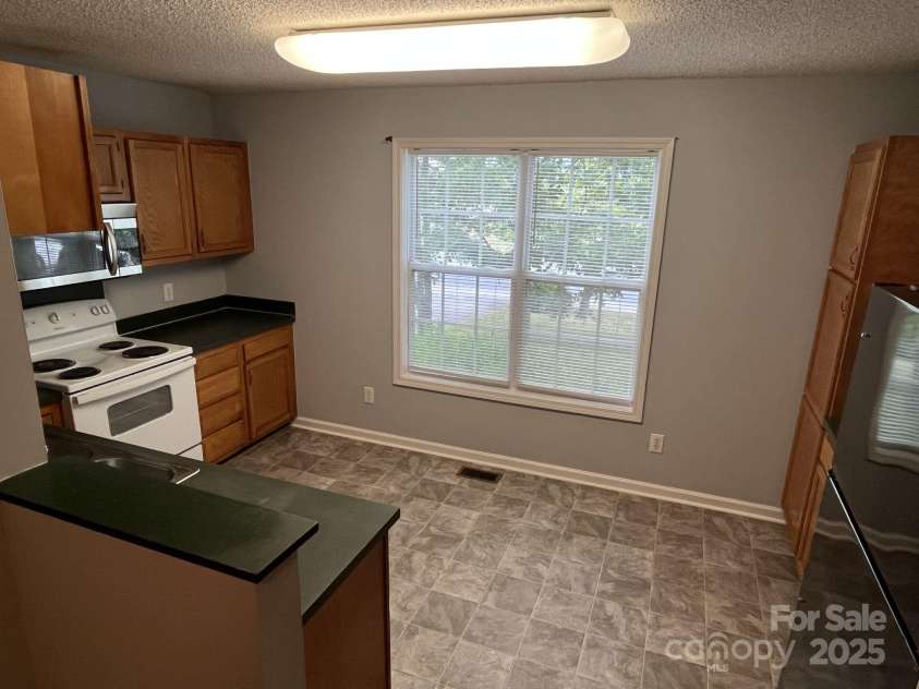 1015 Piney Church Road, Concord, NC 28025.  MLS# CAR4279167, YatesRealty ID 24489. 