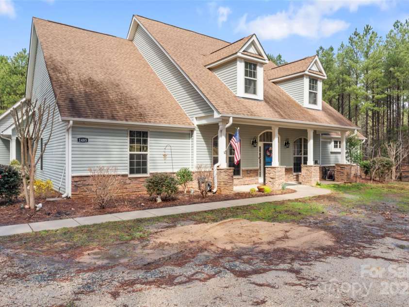 1485 Sierra Road, York, SC 29745.  MLS# CAR4225826, YatesRealty ID 2449. 