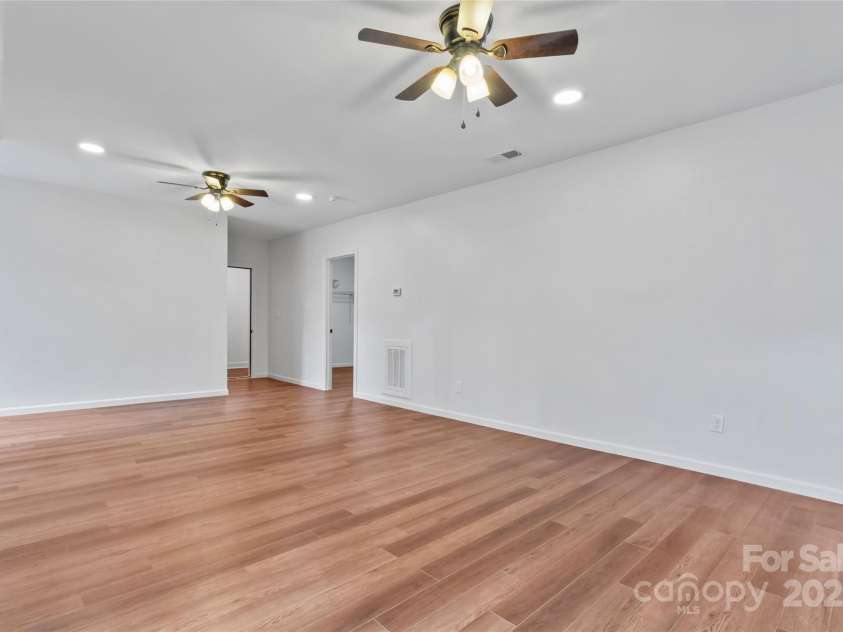 1485 Sierra Road, York, SC 29745.  MLS# CAR4225826, YatesRealty ID 2449. 