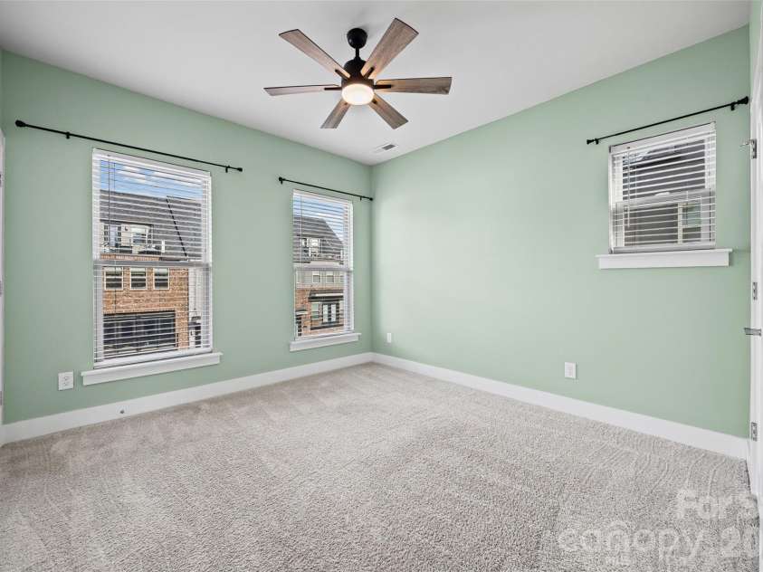 16034 Roscoe Lane, Charlotte, NC 28204.  MLS# CAR4324981, YatesRealty ID 2449. 