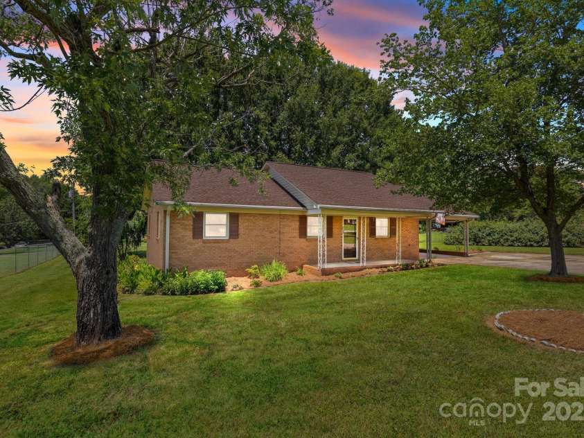 222 Mcmillian Heights Road, Iron Station, NC 28080.  MLS# CAR4279136, YatesRealty ID 24490. 