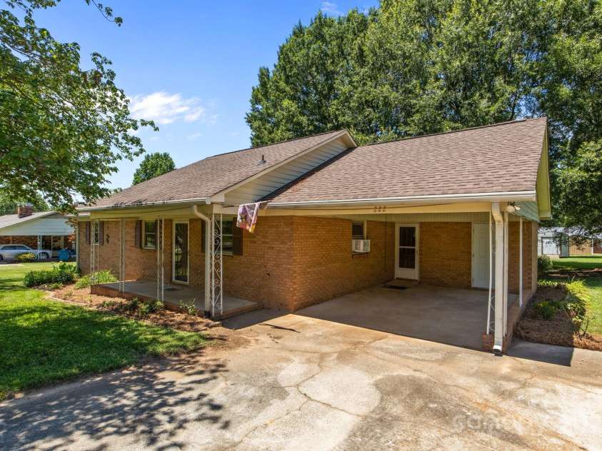 222 Mcmillian Heights Road, Iron Station, NC 28080.  MLS# CAR4279136, YatesRealty ID 24490. 