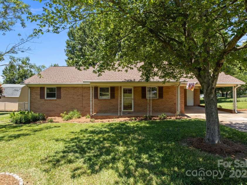 222 Mcmillian Heights Road, Iron Station, NC 28080.  MLS# CAR4279136, YatesRealty ID 24490. 