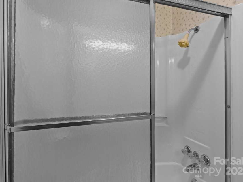 222 Mcmillian Heights Road, Iron Station, NC 28080.  MLS# CAR4279136, YatesRealty ID 24490. 