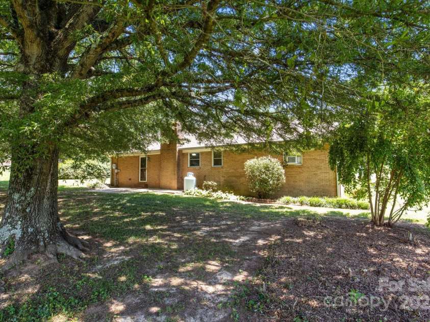 222 Mcmillian Heights Road, Iron Station, NC 28080.  MLS# CAR4279136, YatesRealty ID 24490. 