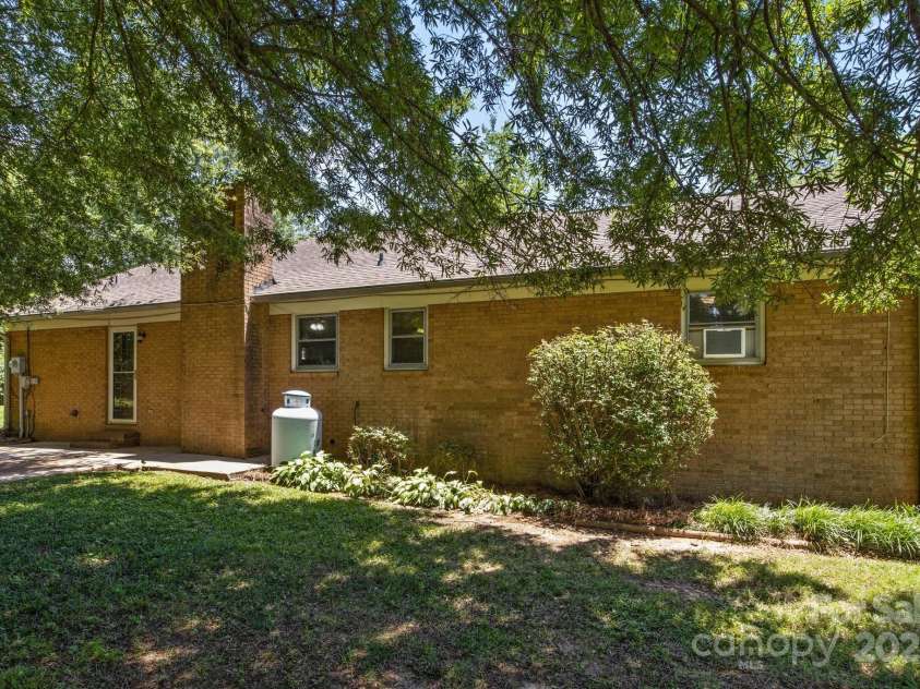 222 Mcmillian Heights Road, Iron Station, NC 28080.  MLS# CAR4279136, YatesRealty ID 24490. 