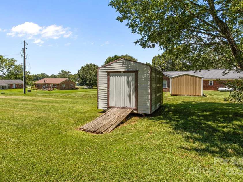 222 Mcmillian Heights Road, Iron Station, NC 28080.  MLS# CAR4279136, YatesRealty ID 24490. 