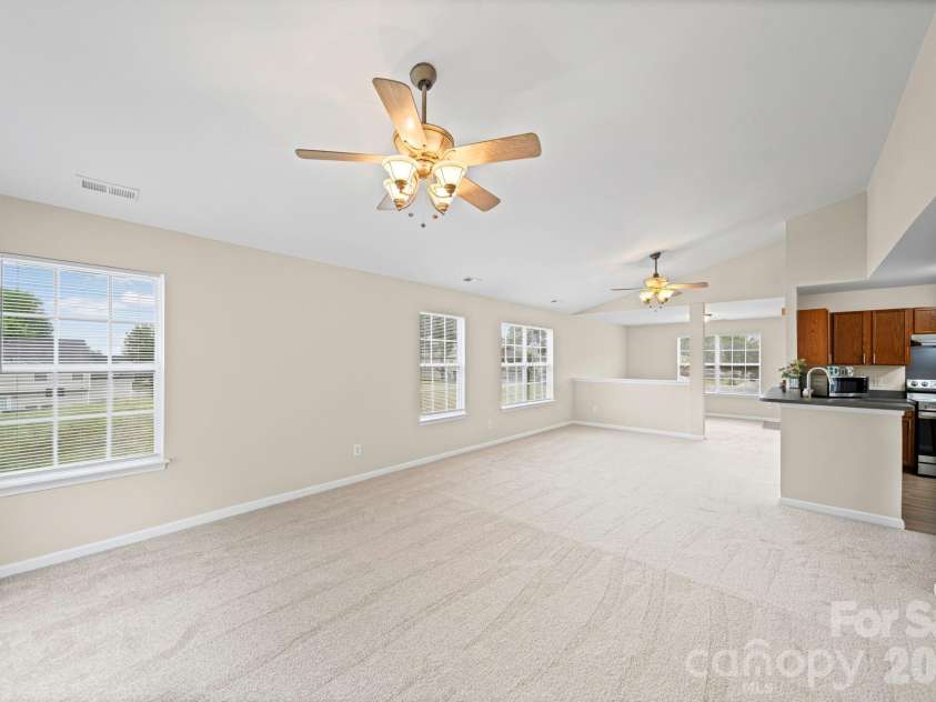 559 Railway Place, Concord, NC 28025.  MLS# CAR4380553, YatesRealty ID 24490. 