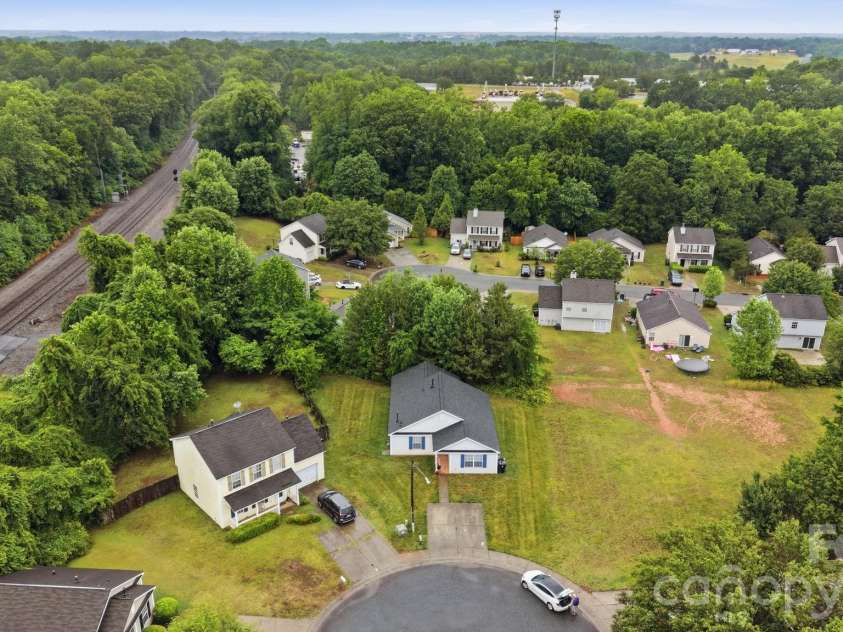 559 Railway Place, Concord, NC 28025.  MLS# CAR4380553, YatesRealty ID 24490. 