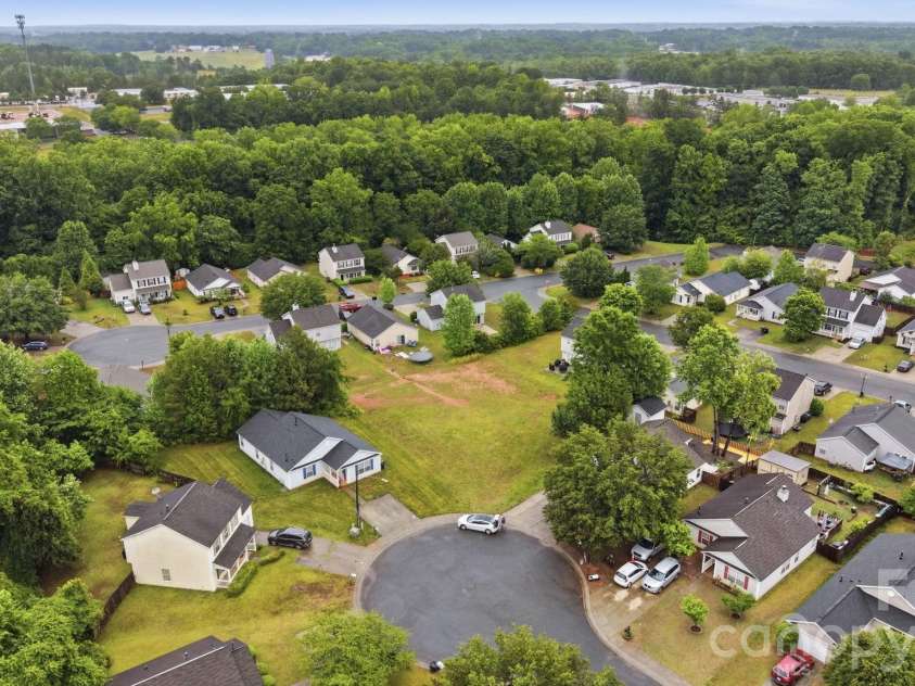 559 Railway Place, Concord, NC 28025.  MLS# CAR4380553, YatesRealty ID 24490. 