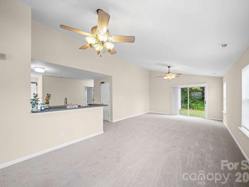 559 Railway Place, Concord, NC 28025.  MLS# CAR4380553, YatesRealty ID 24490. Dining Area and Great Room