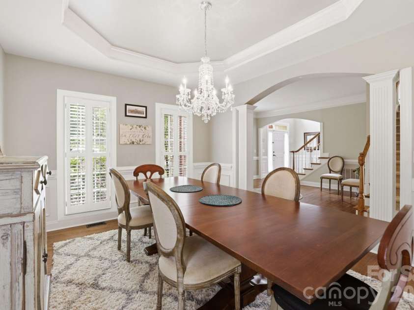 239 Sardis Pointe Road, Matthews, NC 28105.  MLS# CAR4373464, YatesRealty ID 24492. Dining room