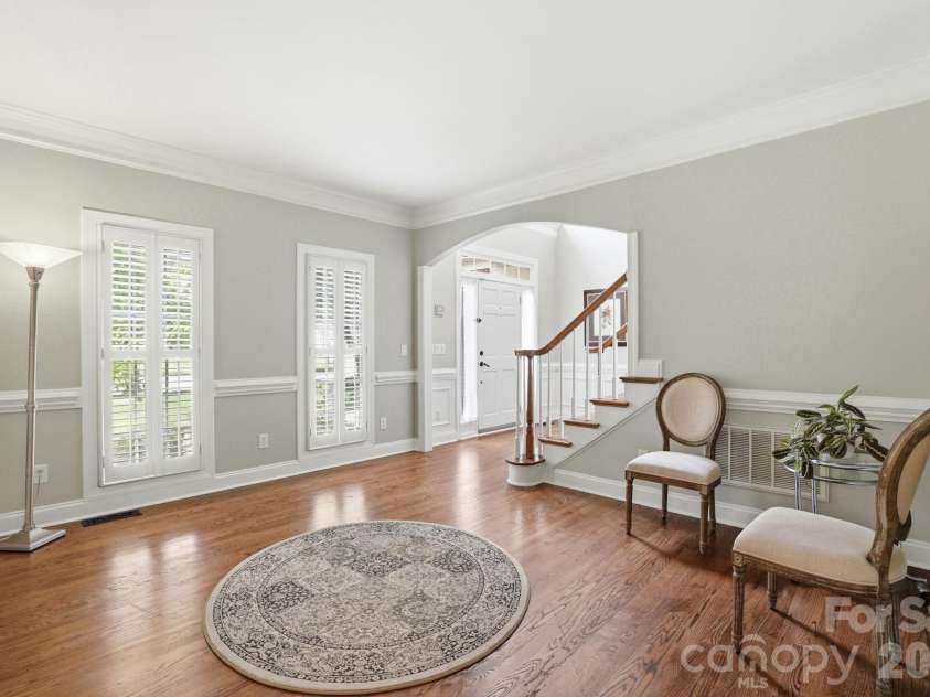 239 Sardis Pointe Road, Matthews, NC 28105.  MLS# CAR4373464, YatesRealty ID 24492. Entry