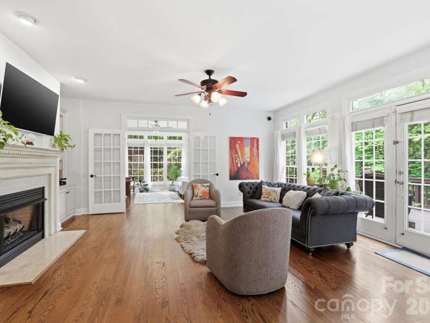 239 Sardis Pointe Road, Matthews, NC 28105.  MLS# CAR4373464, YatesRealty ID 24492. Family room