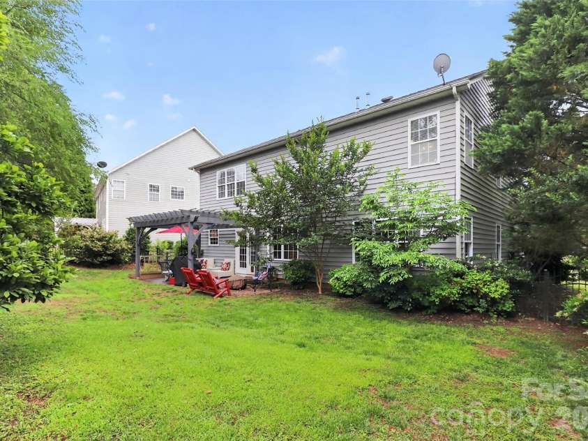 566 Cotton Field Road, Rock Hill, SC 29732.  MLS# CAR4378957, YatesRealty ID 24493. Backyard