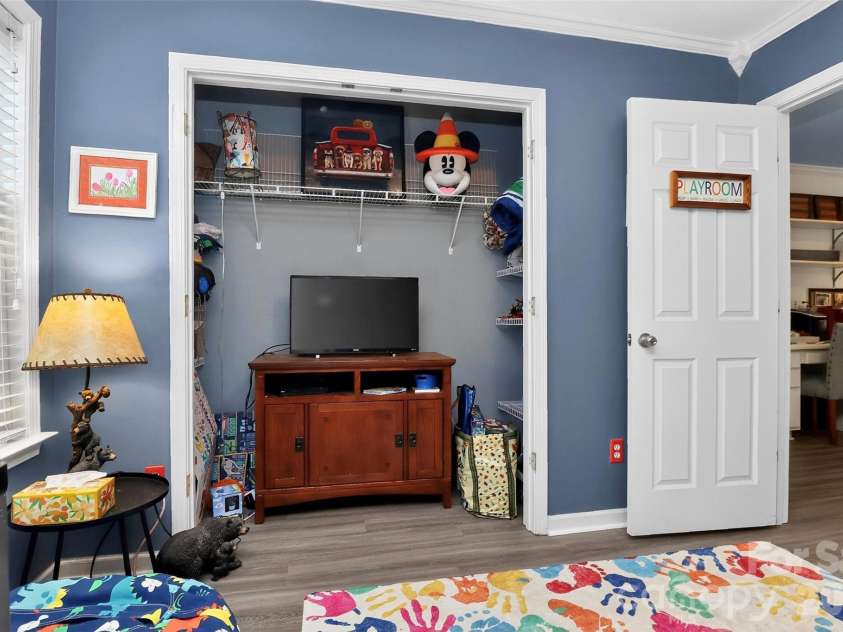 566 Cotton Field Road, Rock Hill, SC 29732.  MLS# CAR4378957, YatesRealty ID 24493. Bedroom