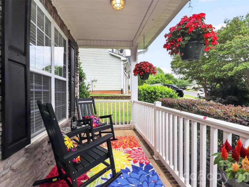 566 Cotton Field Road, Rock Hill, SC 29732.  MLS# CAR4378957, YatesRealty ID 24493. Front Porch