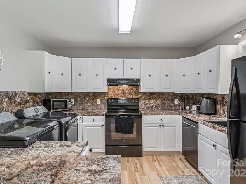 1631 Berkley Street, Lenoir, NC 28645.  MLS# CAR4276482, YatesRealty ID 24494. 