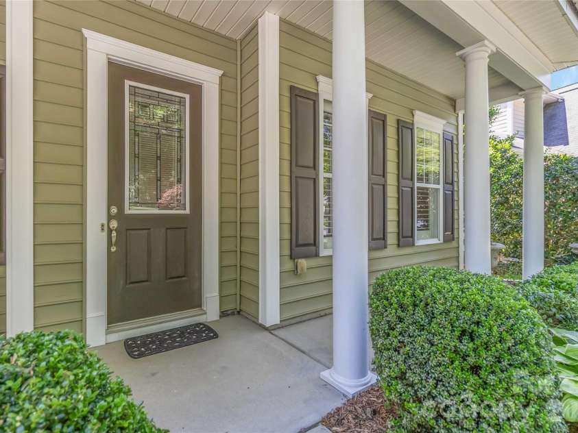 240 Clairborne Court, Matthews, NC 28104.  MLS# CAR4382430, YatesRealty ID 24494. 