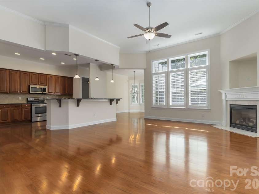 240 Clairborne Court, Matthews, NC 28104.  MLS# CAR4382430, YatesRealty ID 24494. 