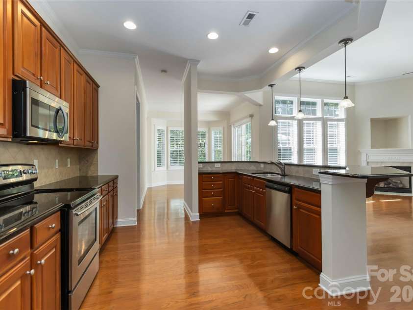 240 Clairborne Court, Matthews, NC 28104.  MLS# CAR4382430, YatesRealty ID 24494. 