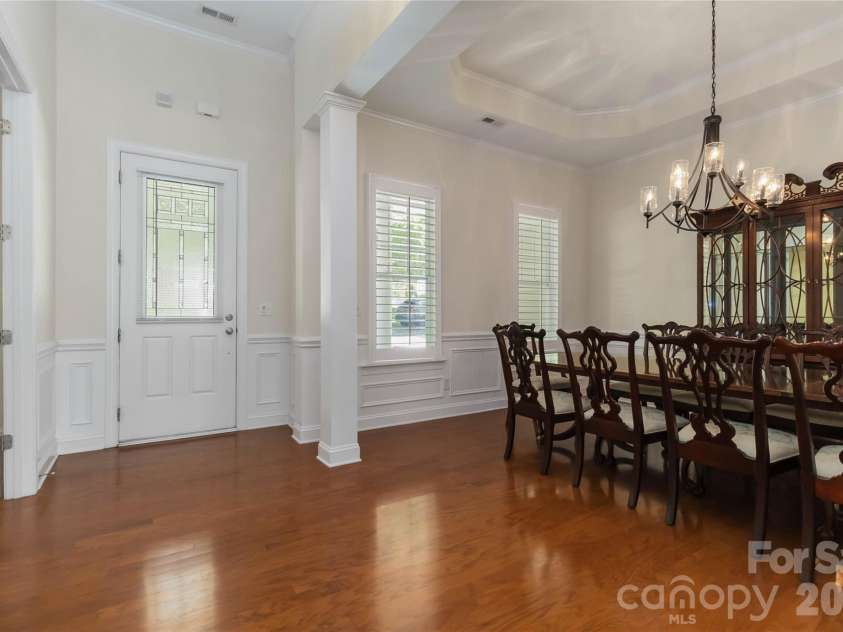 240 Clairborne Court, Matthews, NC 28104.  MLS# CAR4382430, YatesRealty ID 24494. 