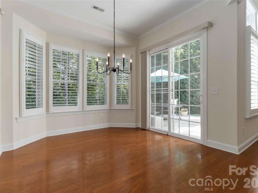240 Clairborne Court, Matthews, NC 28104.  MLS# CAR4382430, YatesRealty ID 24494. 