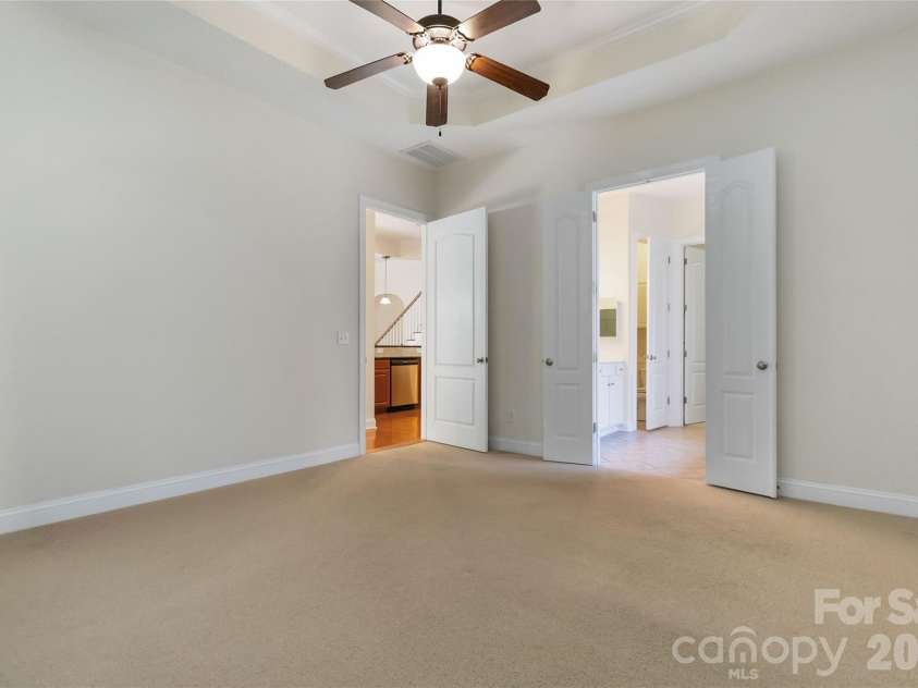240 Clairborne Court, Matthews, NC 28104.  MLS# CAR4382430, YatesRealty ID 24494. 