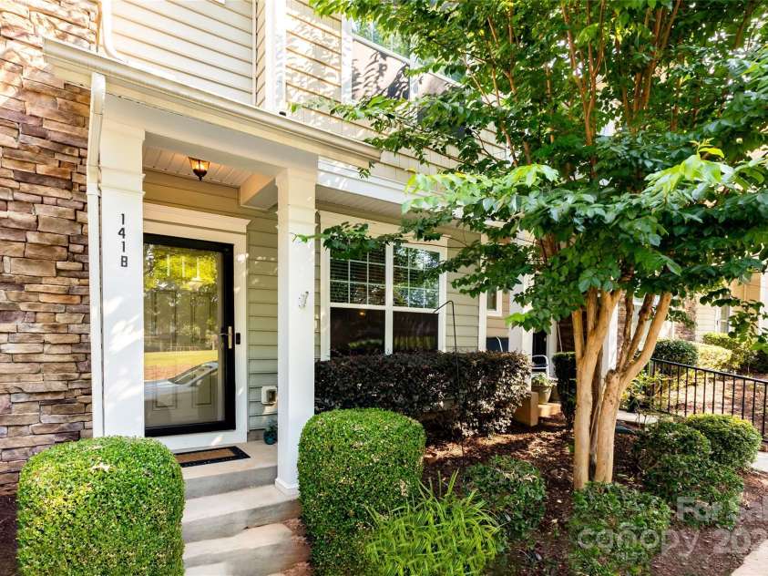 141 Leyton Loop, Mooresville, NC 28117.  MLS# CAR4278970, YatesRealty ID 24495. 