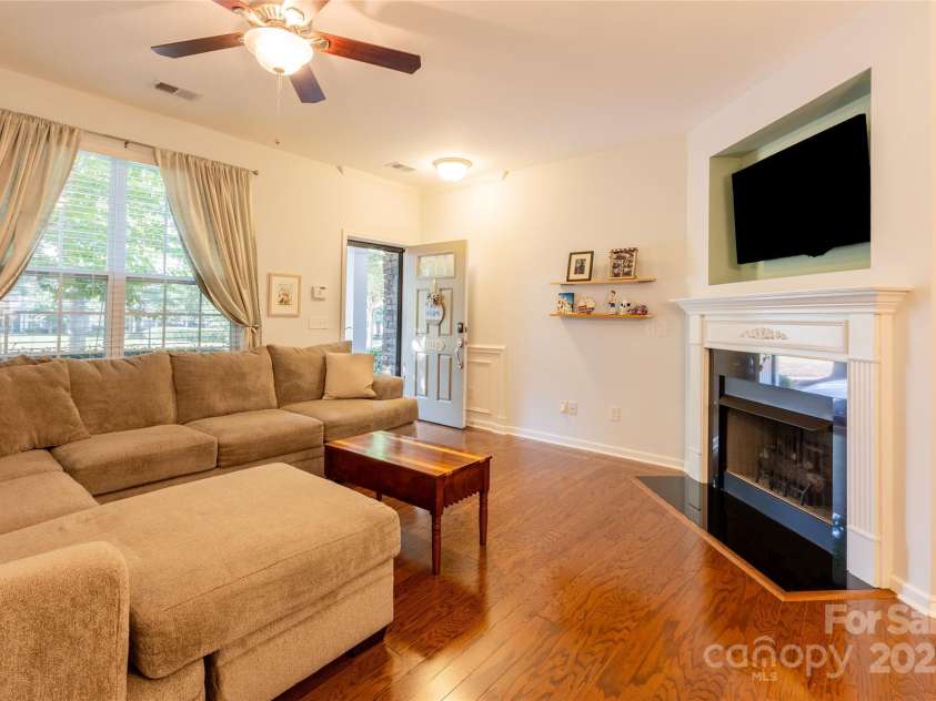 141 Leyton Loop, Mooresville, NC 28117.  MLS# CAR4278970, YatesRealty ID 24495. 