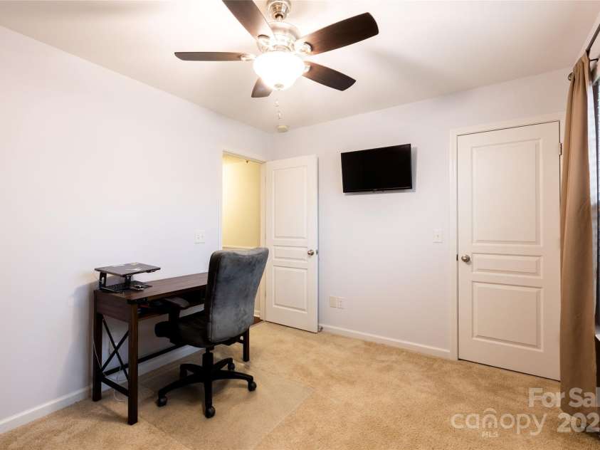 141 Leyton Loop, Mooresville, NC 28117.  MLS# CAR4278970, YatesRealty ID 24495. 