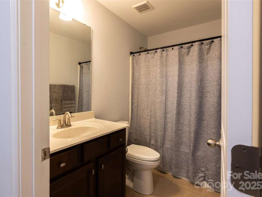 141 Leyton Loop, Mooresville, NC 28117.  MLS# CAR4278970, YatesRealty ID 24495. 