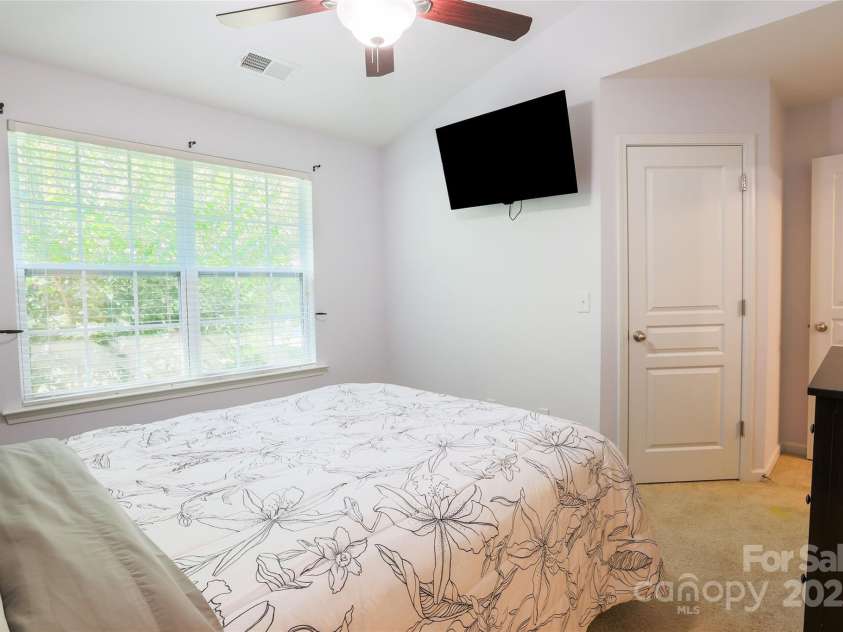 141 Leyton Loop, Mooresville, NC 28117.  MLS# CAR4278970, YatesRealty ID 24495. 