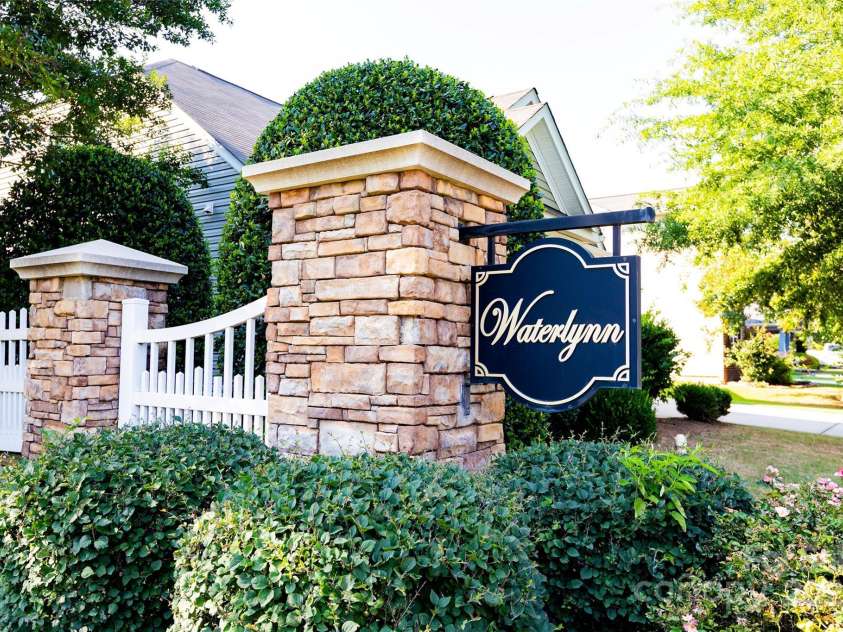 141 Leyton Loop, Mooresville, NC 28117.  MLS# CAR4278970, YatesRealty ID 24495. 
