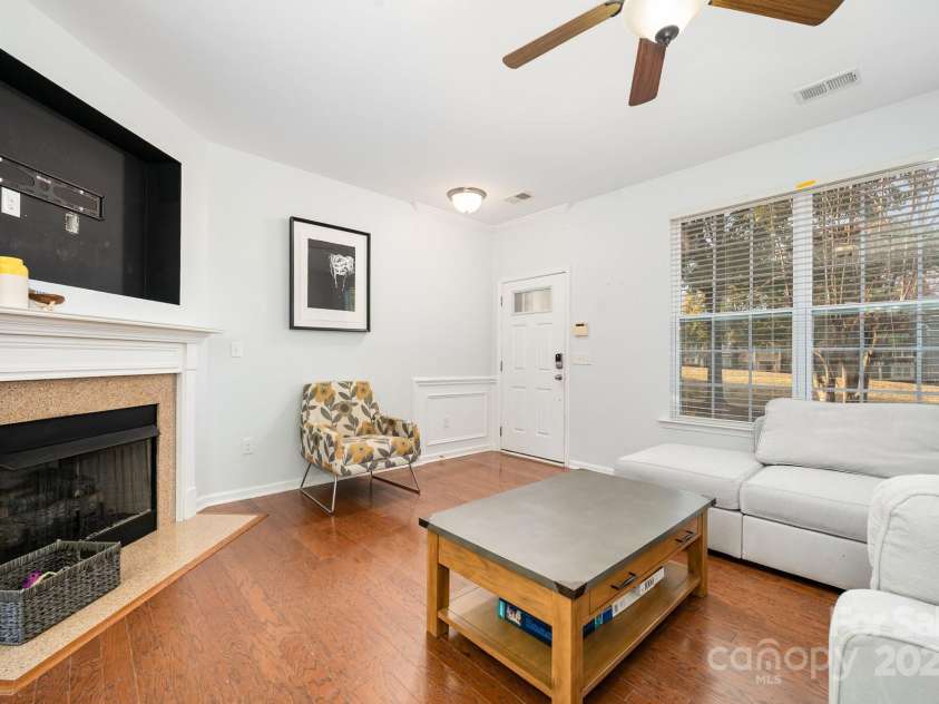 141 Leyton Loop, Mooresville, NC 28117.  MLS# CAR4322648, YatesRealty ID 24495. 