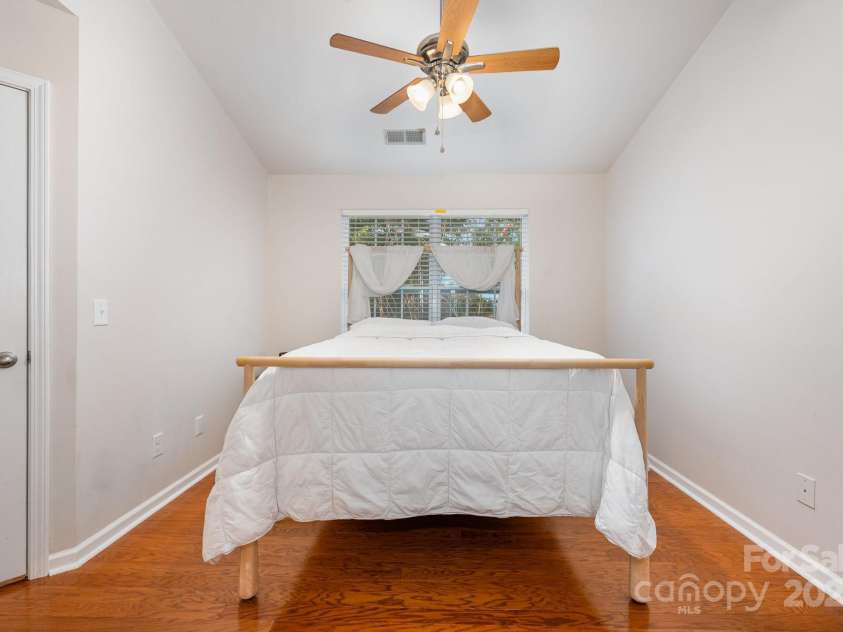 141 Leyton Loop, Mooresville, NC 28117.  MLS# CAR4322648, YatesRealty ID 24495. 