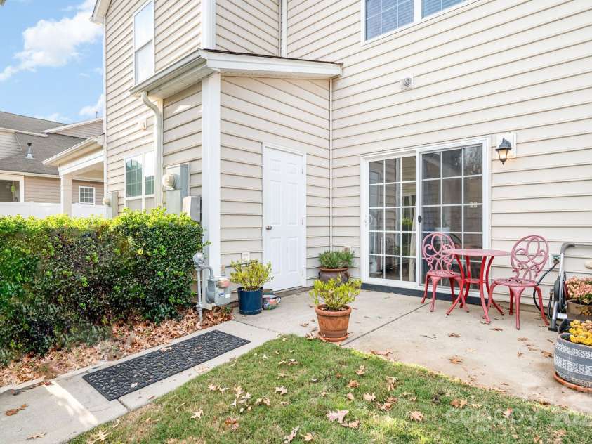 141 Leyton Loop, Mooresville, NC 28117.  MLS# CAR4322648, YatesRealty ID 24495. 