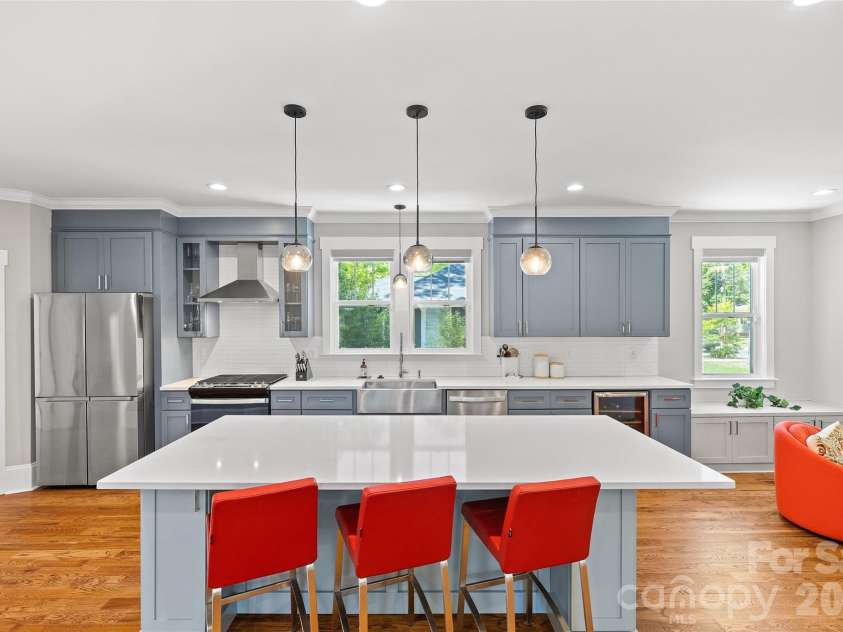 2315 Dundeen Street, Charlotte, NC 28216.  MLS# CAR4379399, YatesRealty ID 24495. 