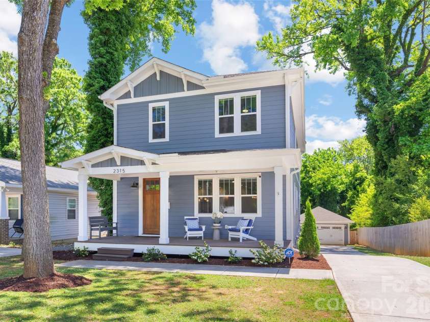 2315 Dundeen Street, Charlotte, NC 28216.  MLS# CAR4379399, YatesRealty ID 24495. 