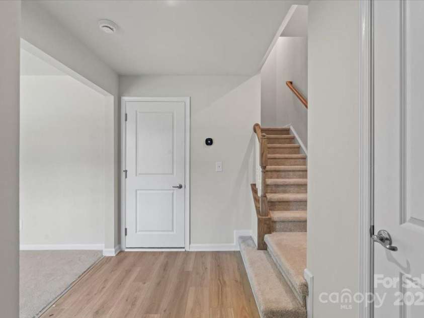 512 Whitehall Circle, Durham, NC 27713.  MLS# CAR4279290, YatesRealty ID 24496. 