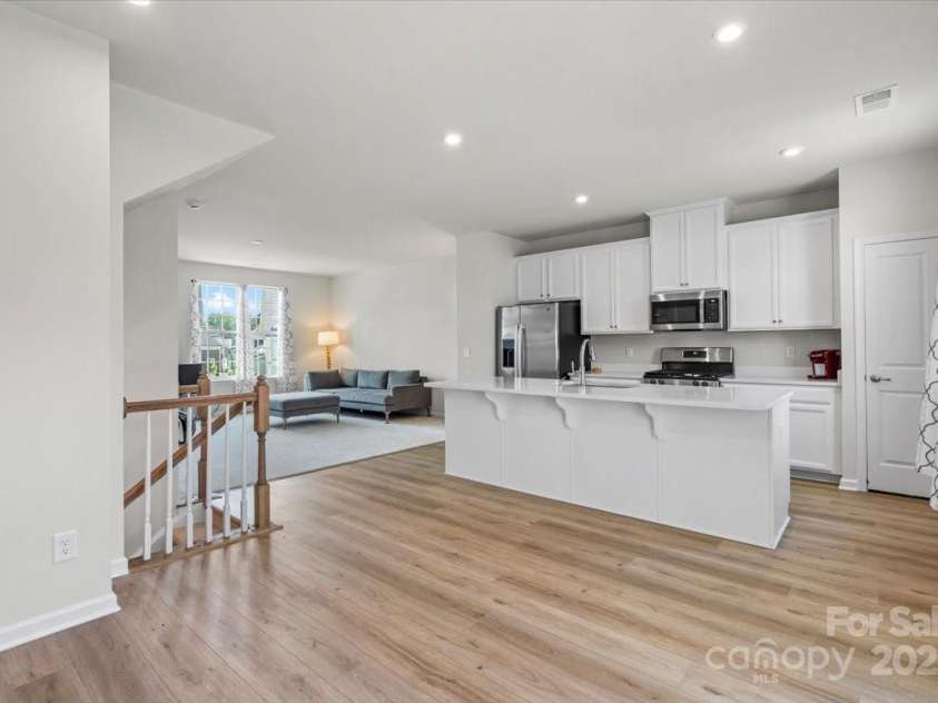 512 Whitehall Circle, Durham, NC 27713.  MLS# CAR4279290, YatesRealty ID 24496. 