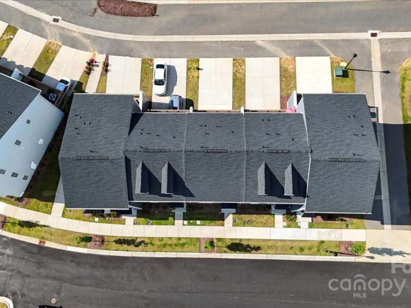 512 Whitehall Circle, Durham, NC 27713.  MLS# CAR4279290, YatesRealty ID 24496. 