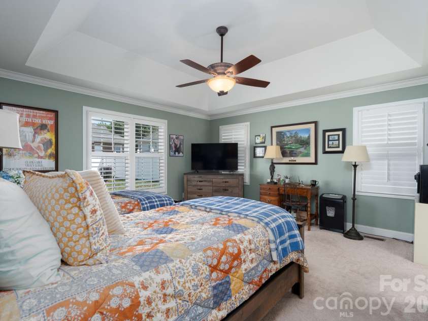 587 Marigold Drive, Kannapolis, NC 28083.  MLS# CAR4383052, YatesRealty ID 24496. Primary Bedroom on Main Level with Tray Ceilings