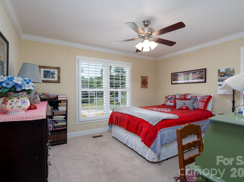 587 Marigold Drive, Kannapolis, NC 28083.  MLS# CAR4383052, YatesRealty ID 24496. Secondary Bedroom on Main Level